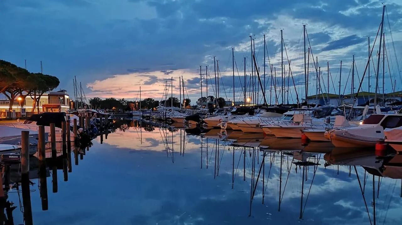 Welcoming Flat With Large Terrace Apartment Porto Santa Margherita di Caorle